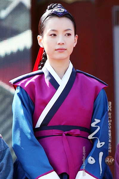 Han Hyo Joo Dong Yi